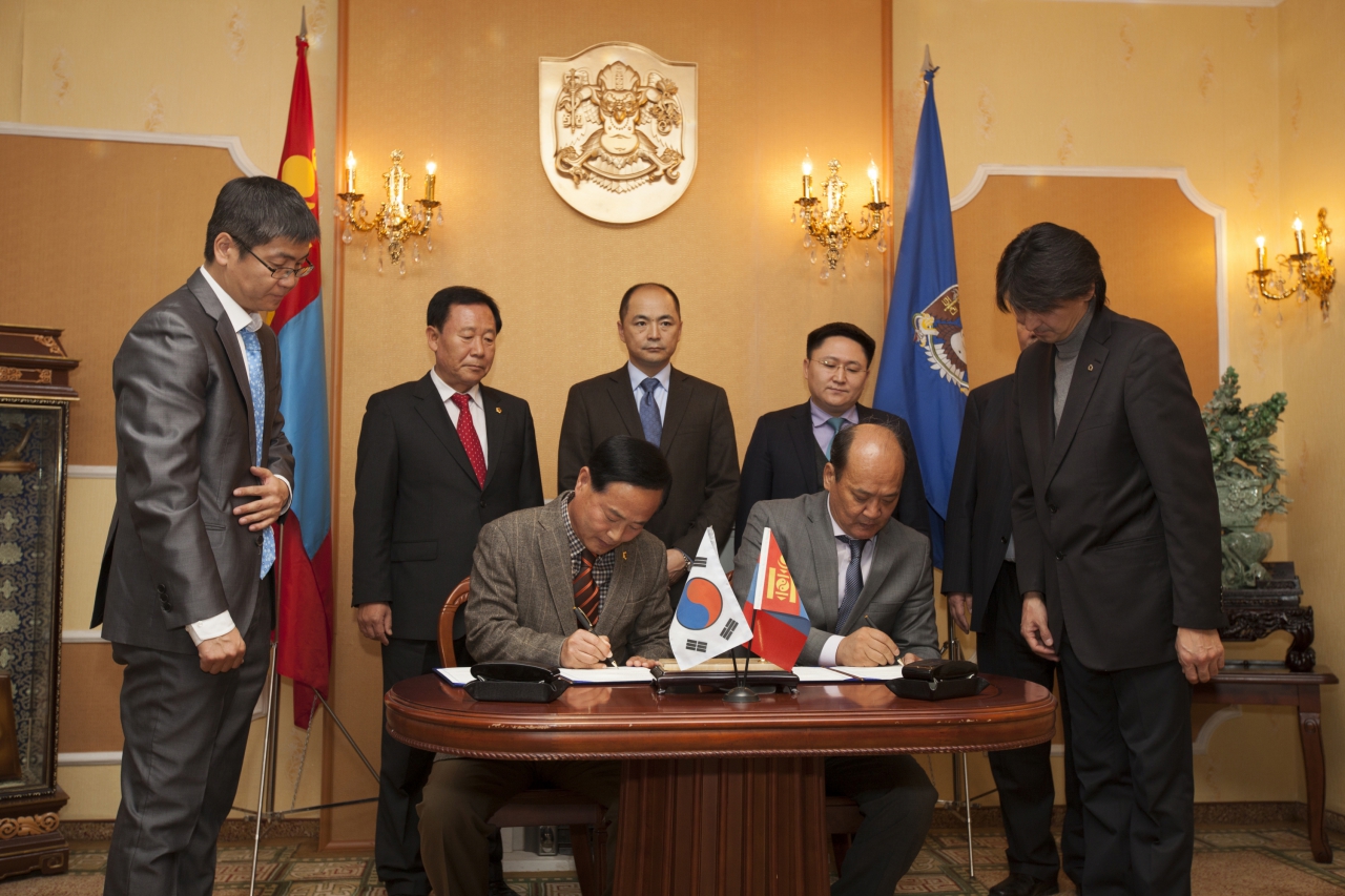 몽골 울란바타르 시의회 방문 및 교류협력 의향서 체결 이미지(4)