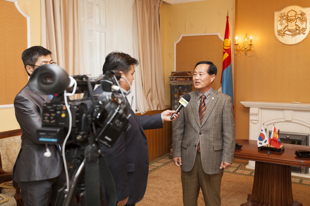 몽골 울란바타르 시의회 방문 및 교류협력 의향서 체결 이미지(12)