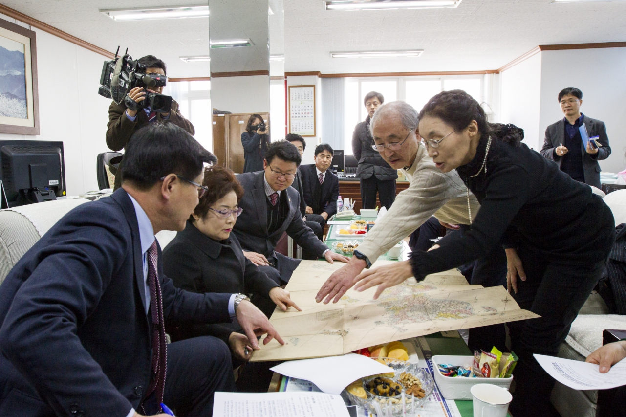 일본 ‘기슈광산의 진실을 밝히는 모임’ 관계자, 경북도의회 방문 이미지(1)