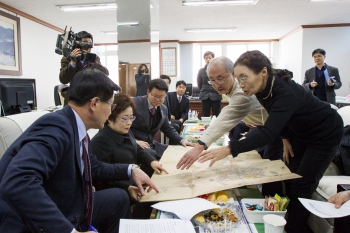 일본 ‘기슈광산의 진실을 밝히는 모임’ 관계자, 경북도의회 방문 대표이미지