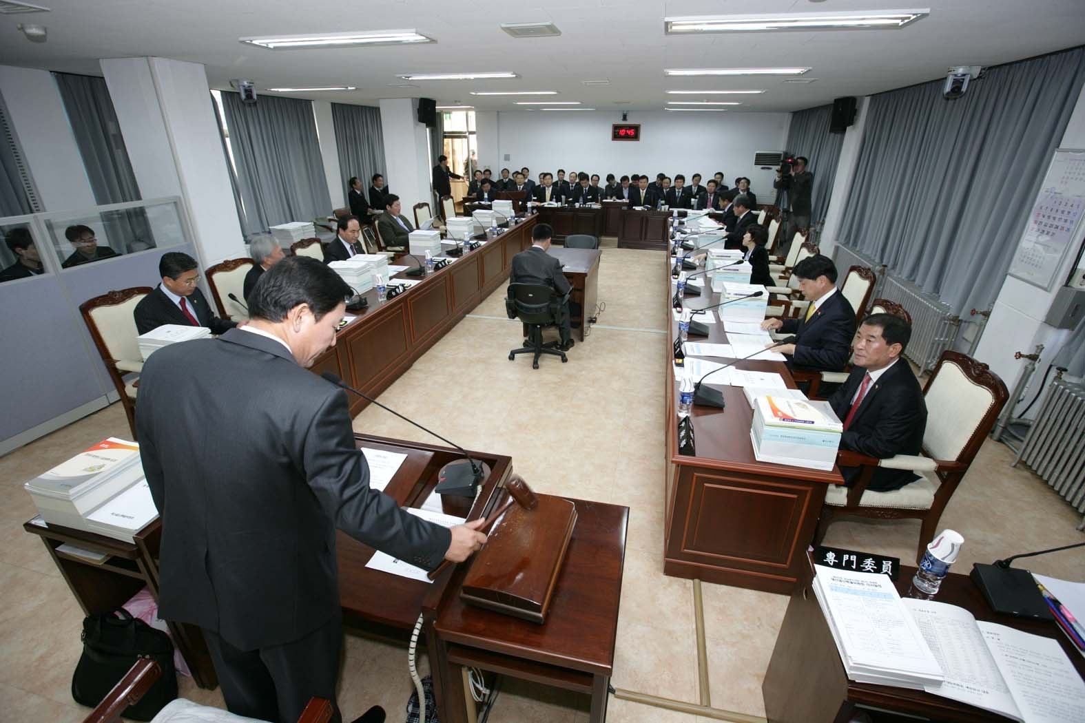 경상북도의회 예산결산특별위원회 활동, 경북도 내년(2010년) 예산 통과  대표이미지