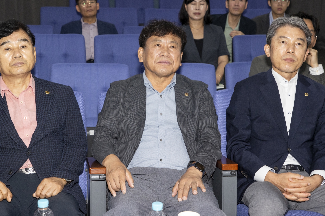 문화환경위원회 현지확인(경상북도 환경연수원, 농심 구미공장) 이미지(36)