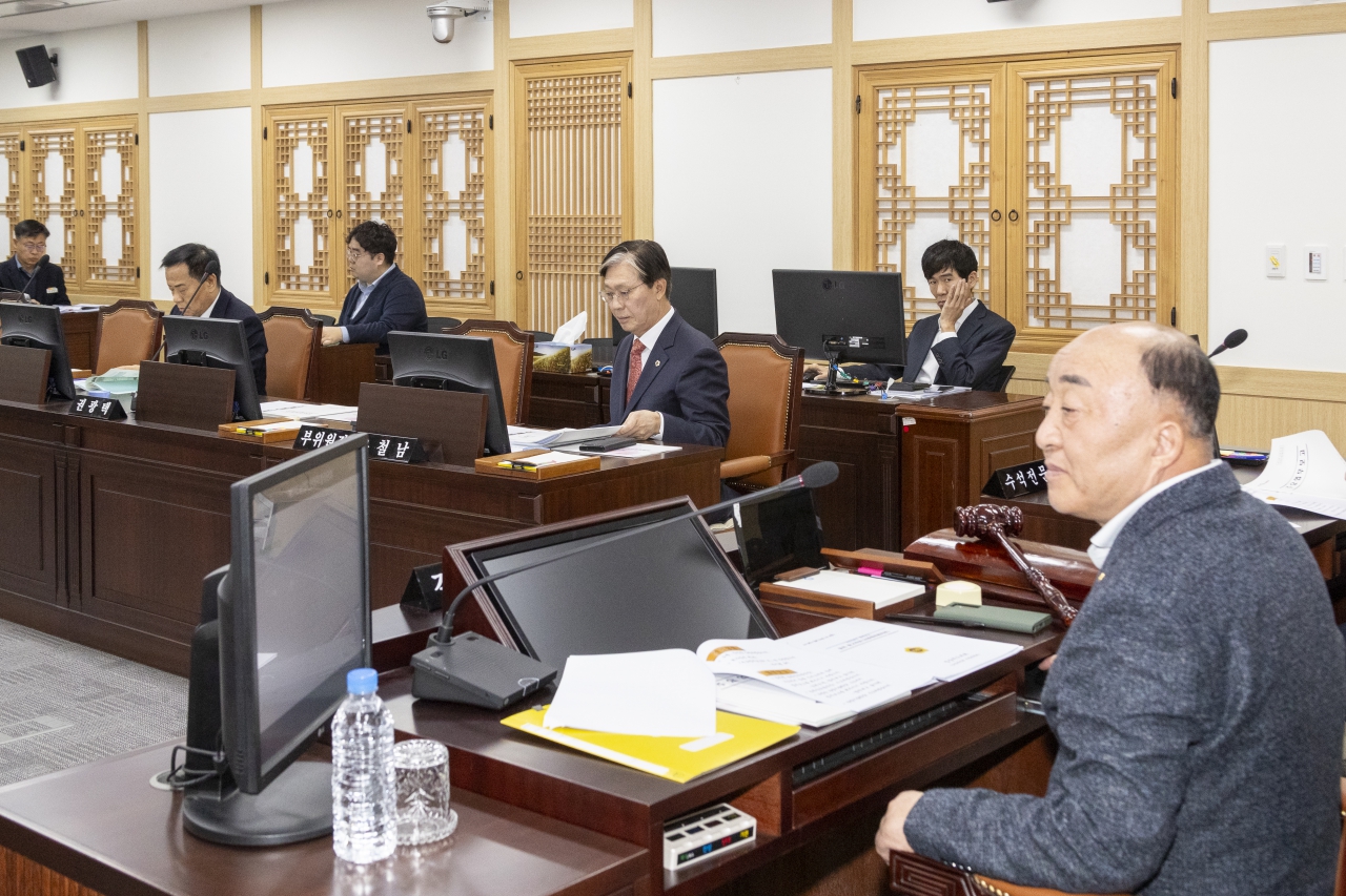 제352회 임시회-농업대전환특별위원회 이미지(8)