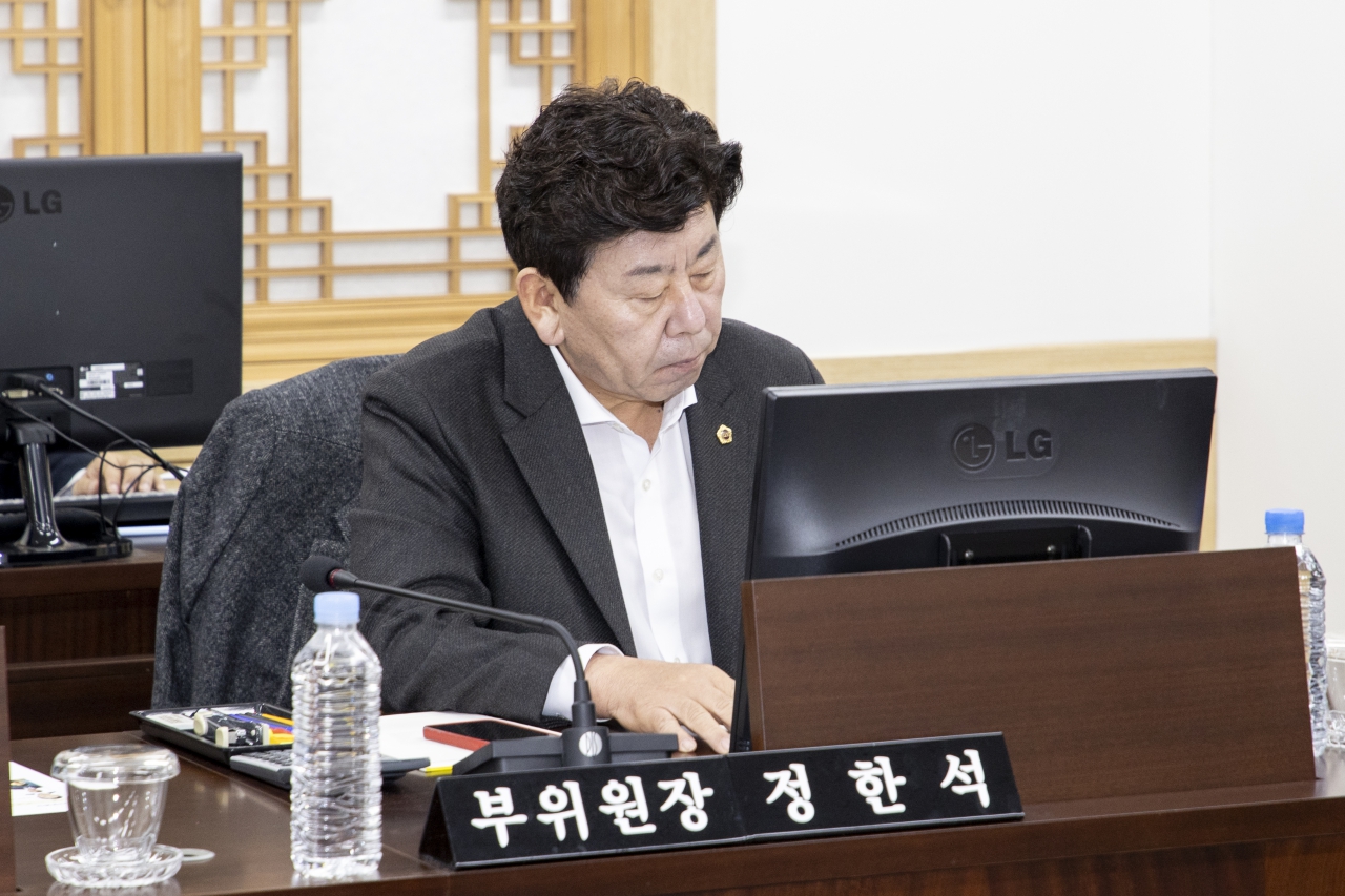 제352회 임시회 통합신공항특별위원회 이미지(7)