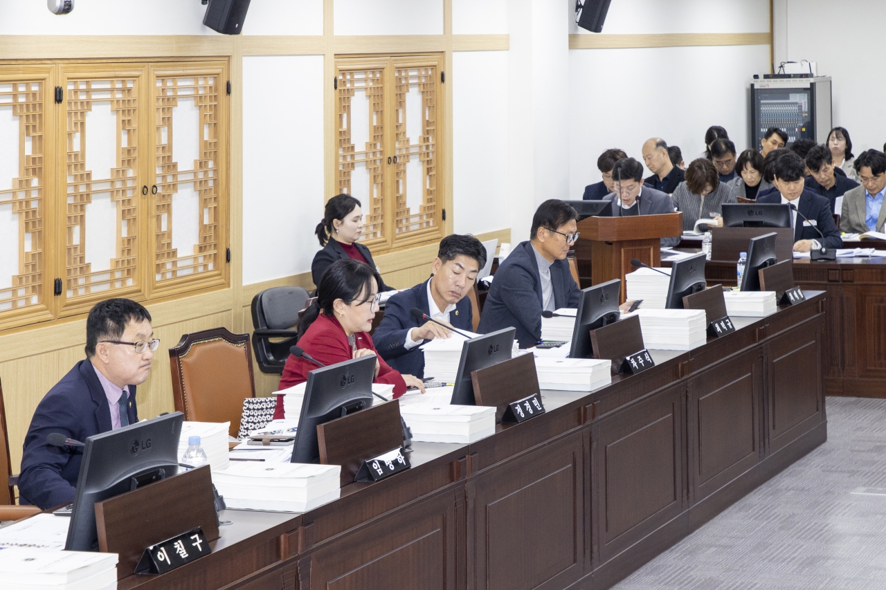 제351회 정례회 제6차 예산결산특별위원회 이미지(6)