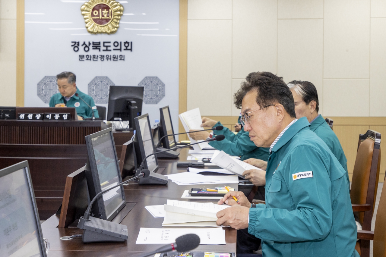 제355회 임시회 문화환경위원회 이미지(9)
