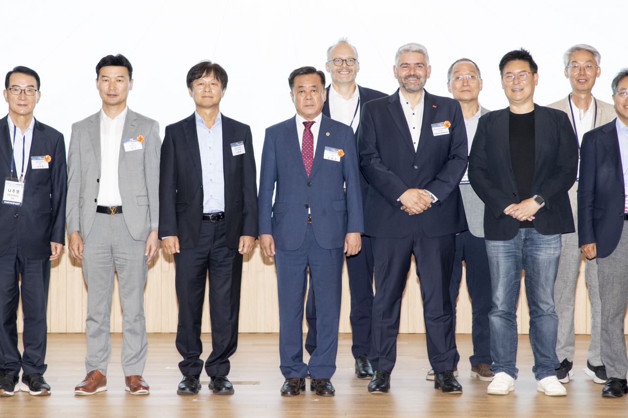 2026 경상북도-포항 AI제조혁신 포럼 이미지(17)