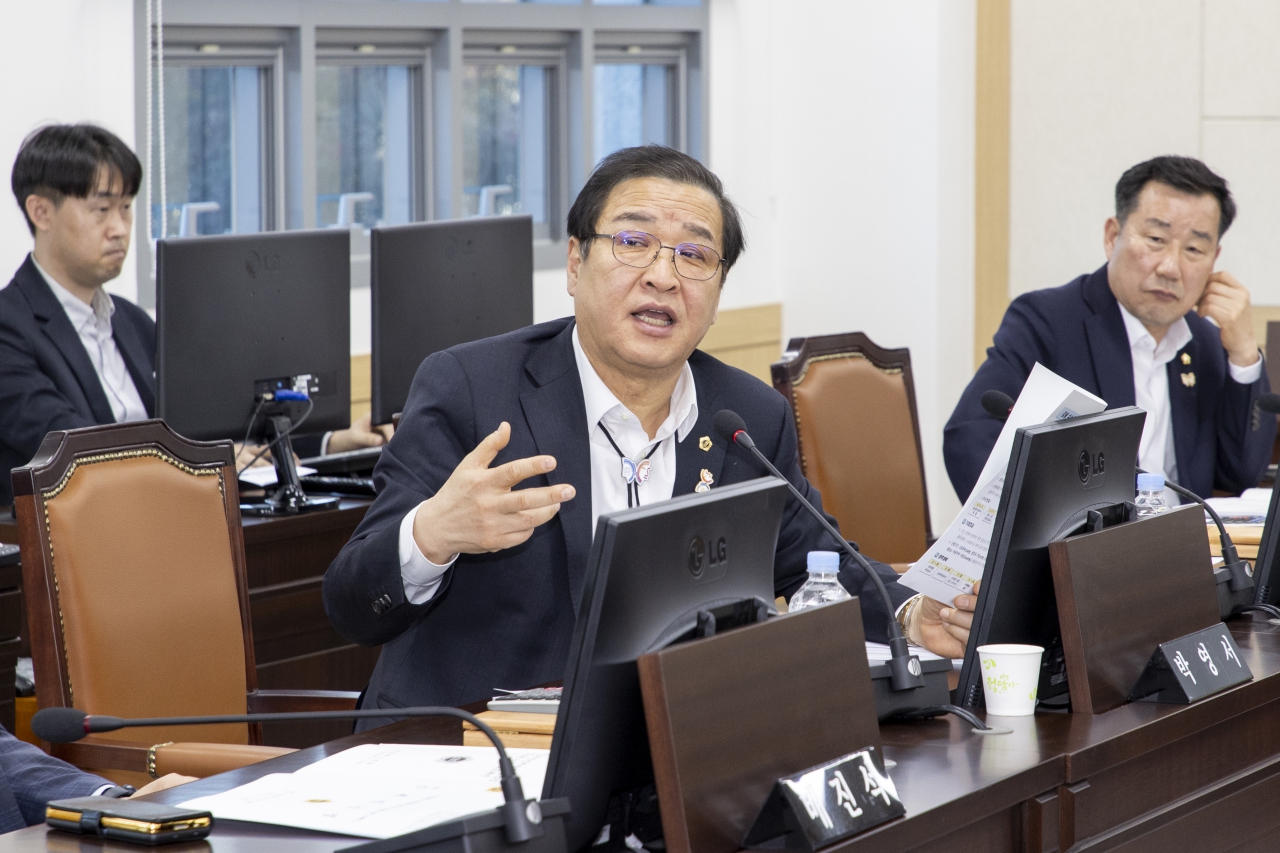 제353회 임시회 행정보건복지위원회  이미지(5)