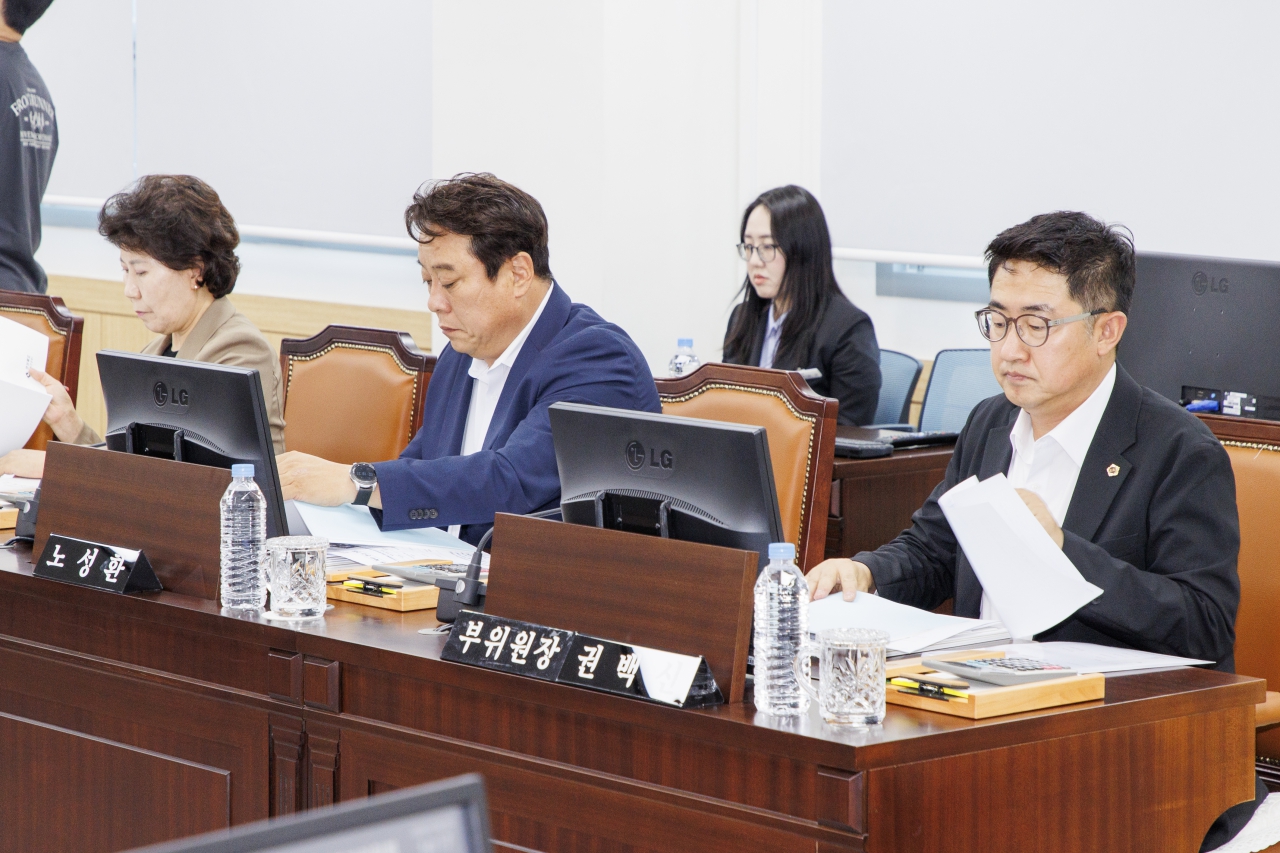 제364회 임시회 제2차 행정보건복지위원회 이미지(7)