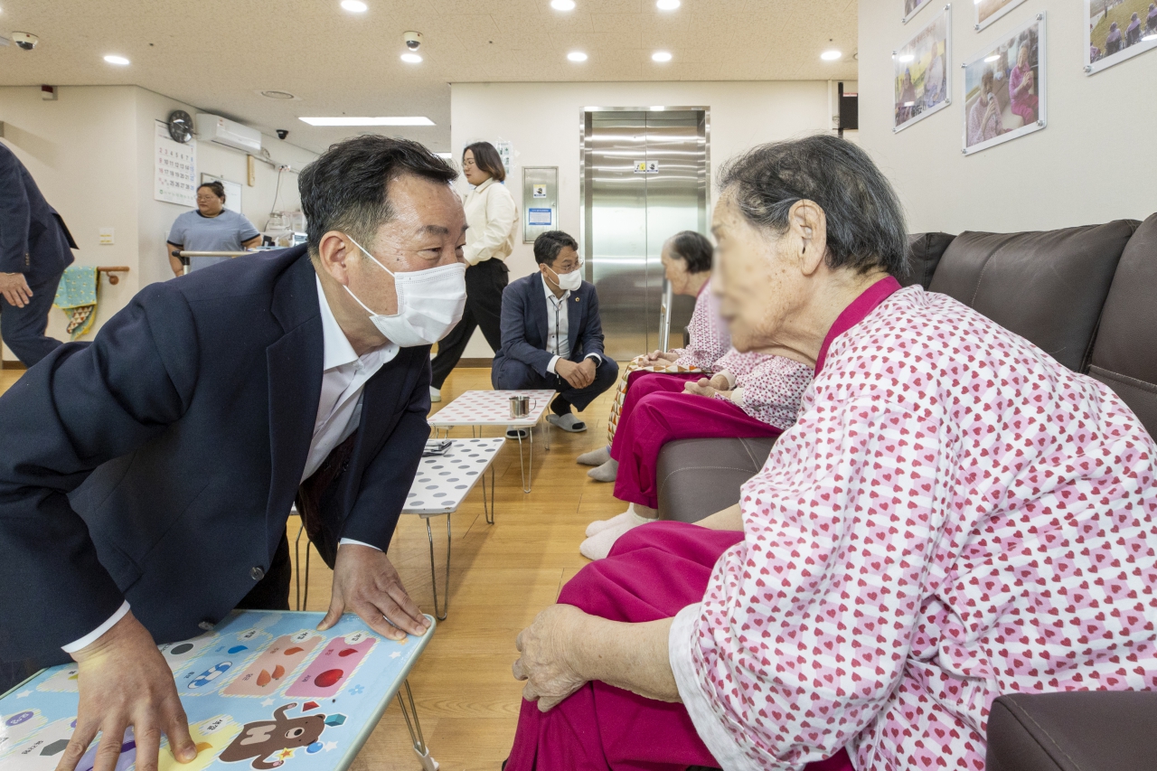 행정보건복지위원회 현지확인(경상북도 노인전문간호센터, 경북도립노인전문병원) 이미지(58)