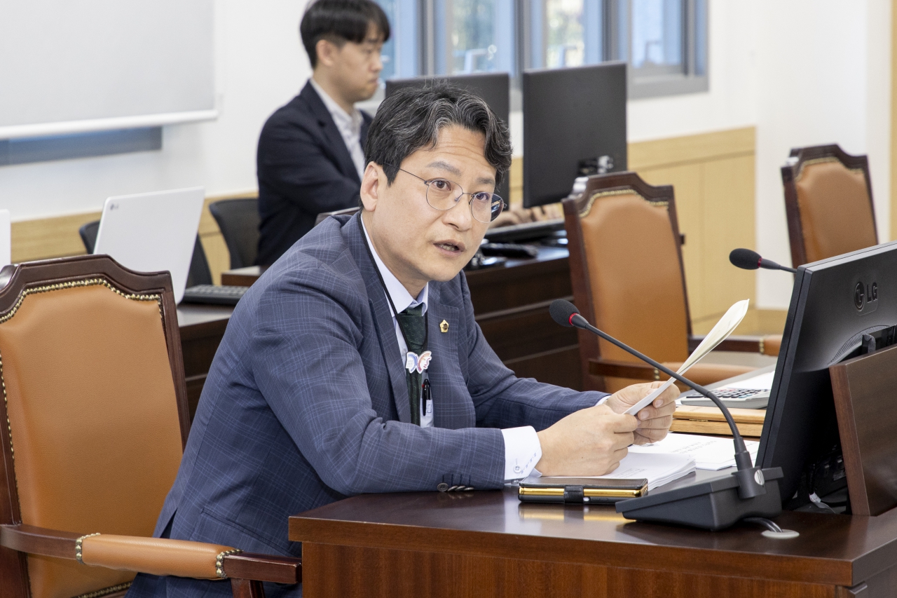 제353회 임시회 행정보건복지위원회  이미지(6)