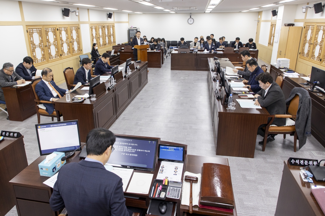 제352회 임시회 통합신공항특별위원회 이미지(4)