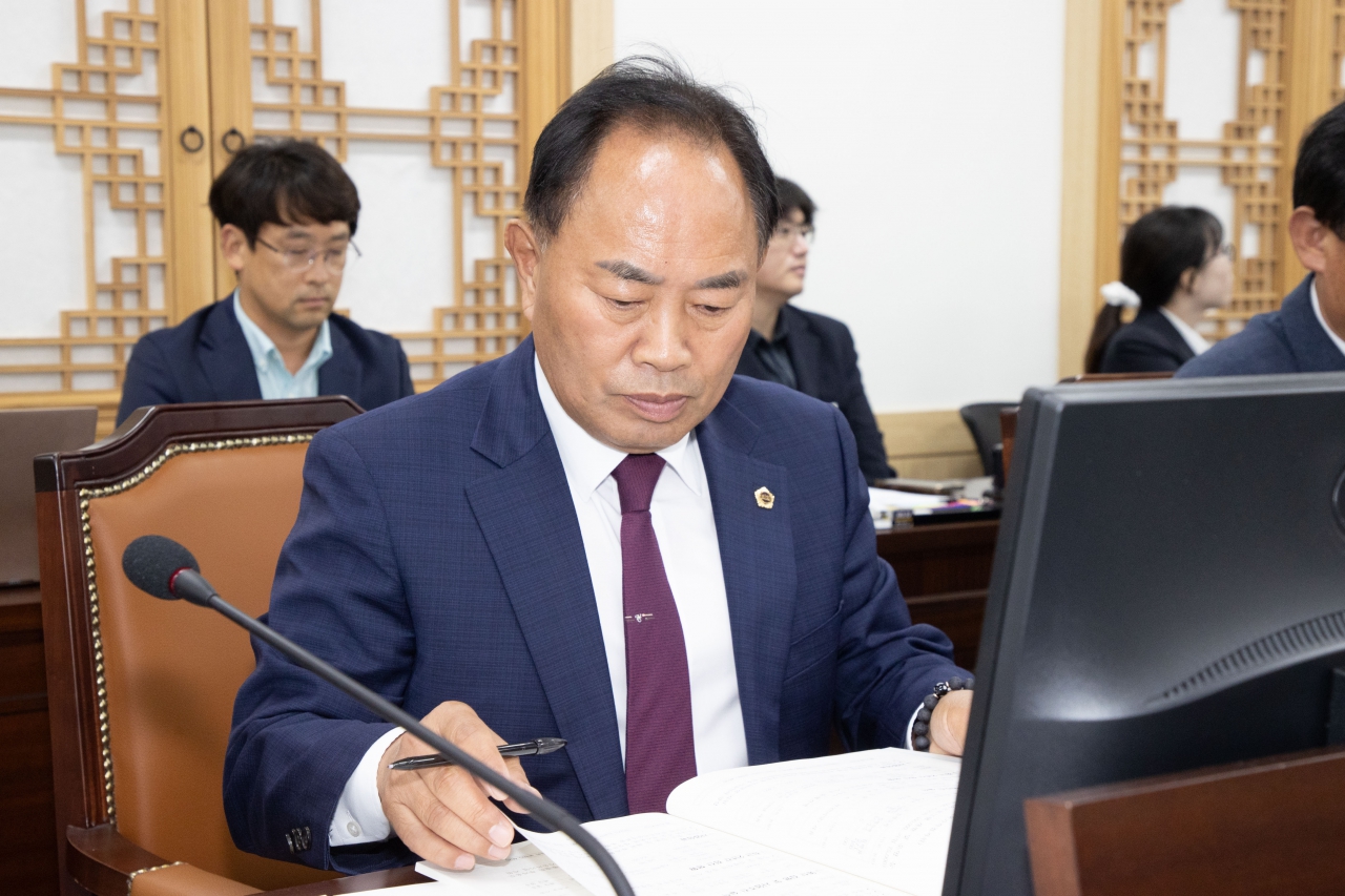 제366회 제1차 정례회 건설소방위원회 이미지(12) 제366회 제1차 정례회 건설소방위원회 이미지(12)