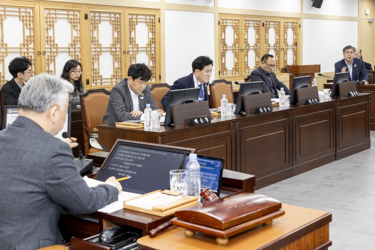 제353회 임시회 행정보건복지위원회  이미지(9)