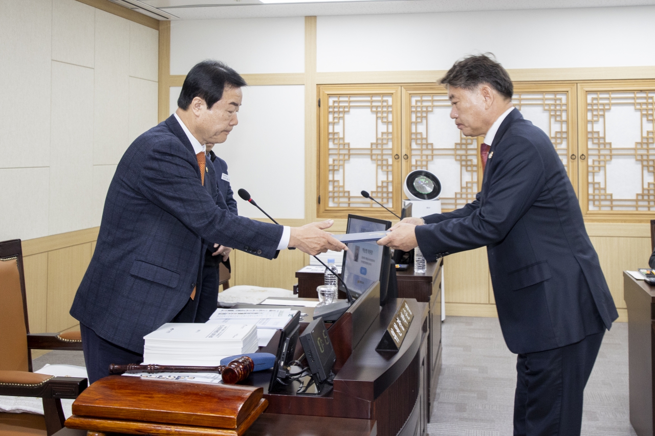 경상북도개발공사사장 인사청문위원회 이미지(3)