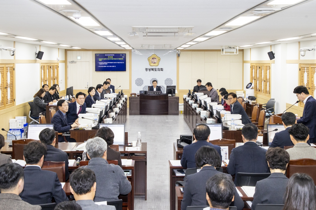 제351회 정례회 제6차 예산결산특별위원회 이미지(1)
