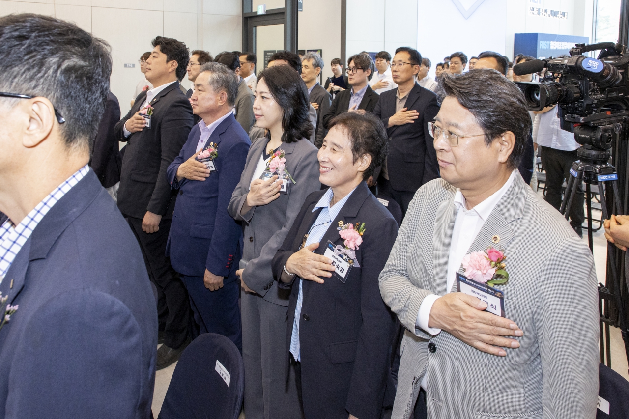 RIST 첨단제조 인큐베이팅센터 개소식 이미지(6)