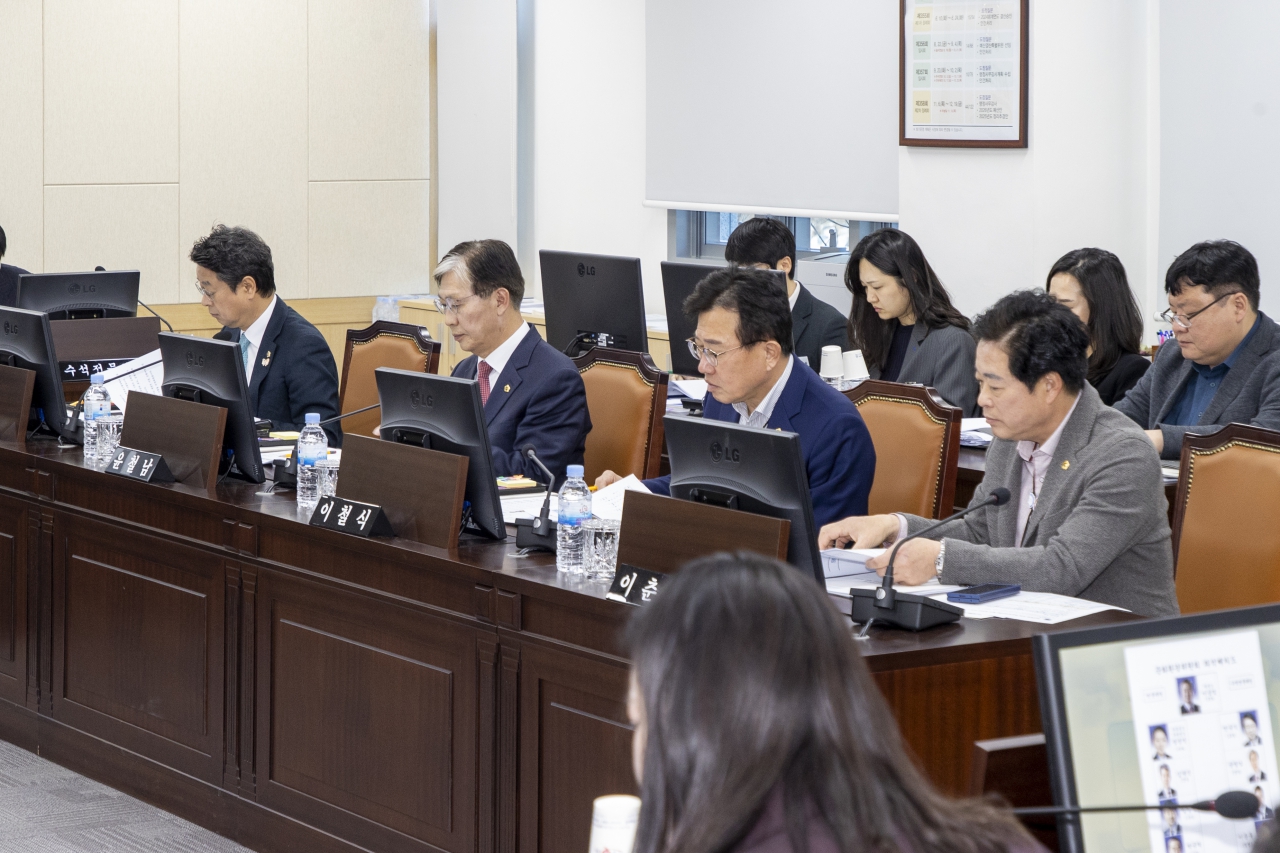 제353회 임시회 문화환경위원회 이미지(7)