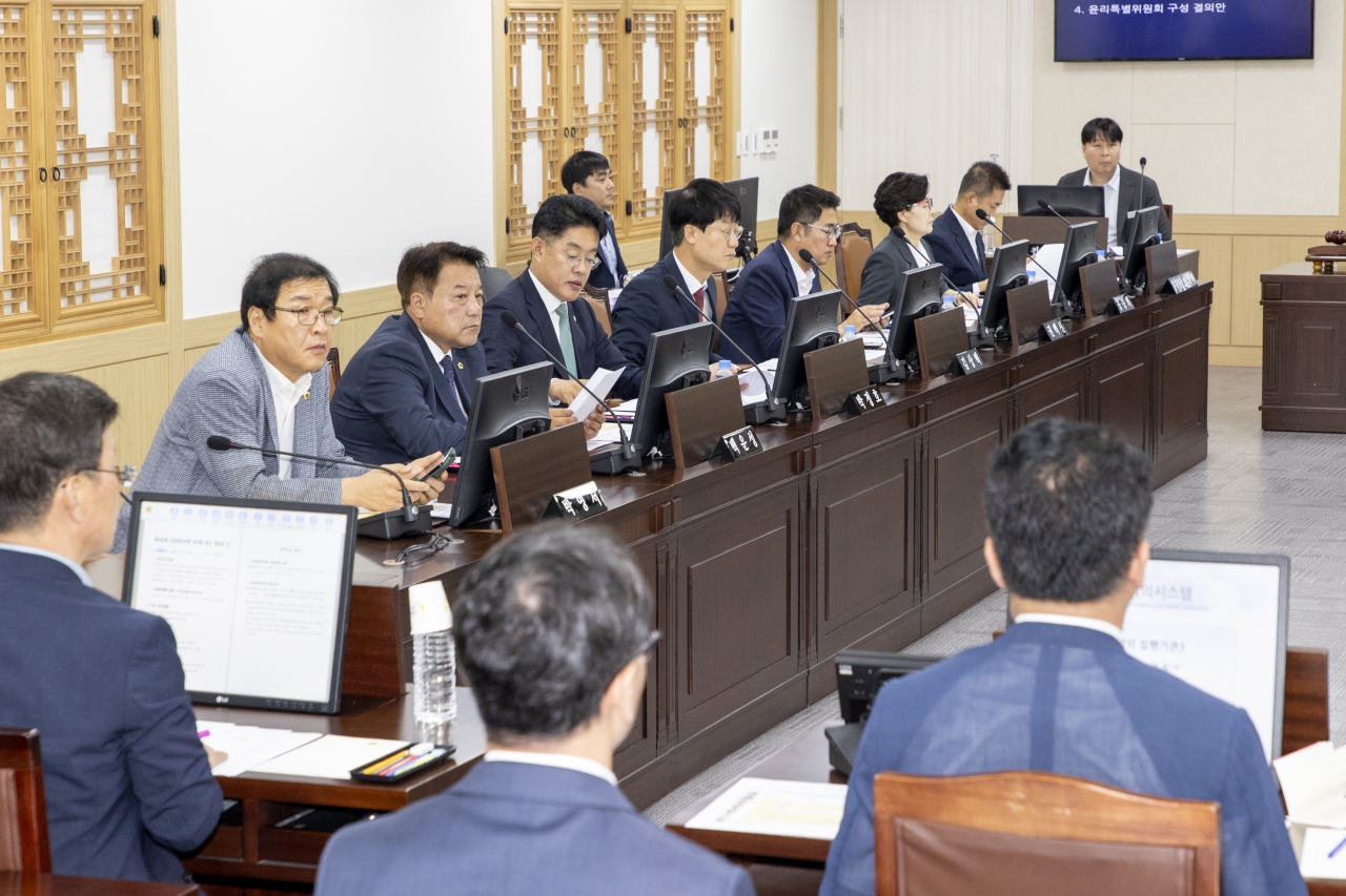 제364회 임시회 제3차 운영위원회 이미지(5)