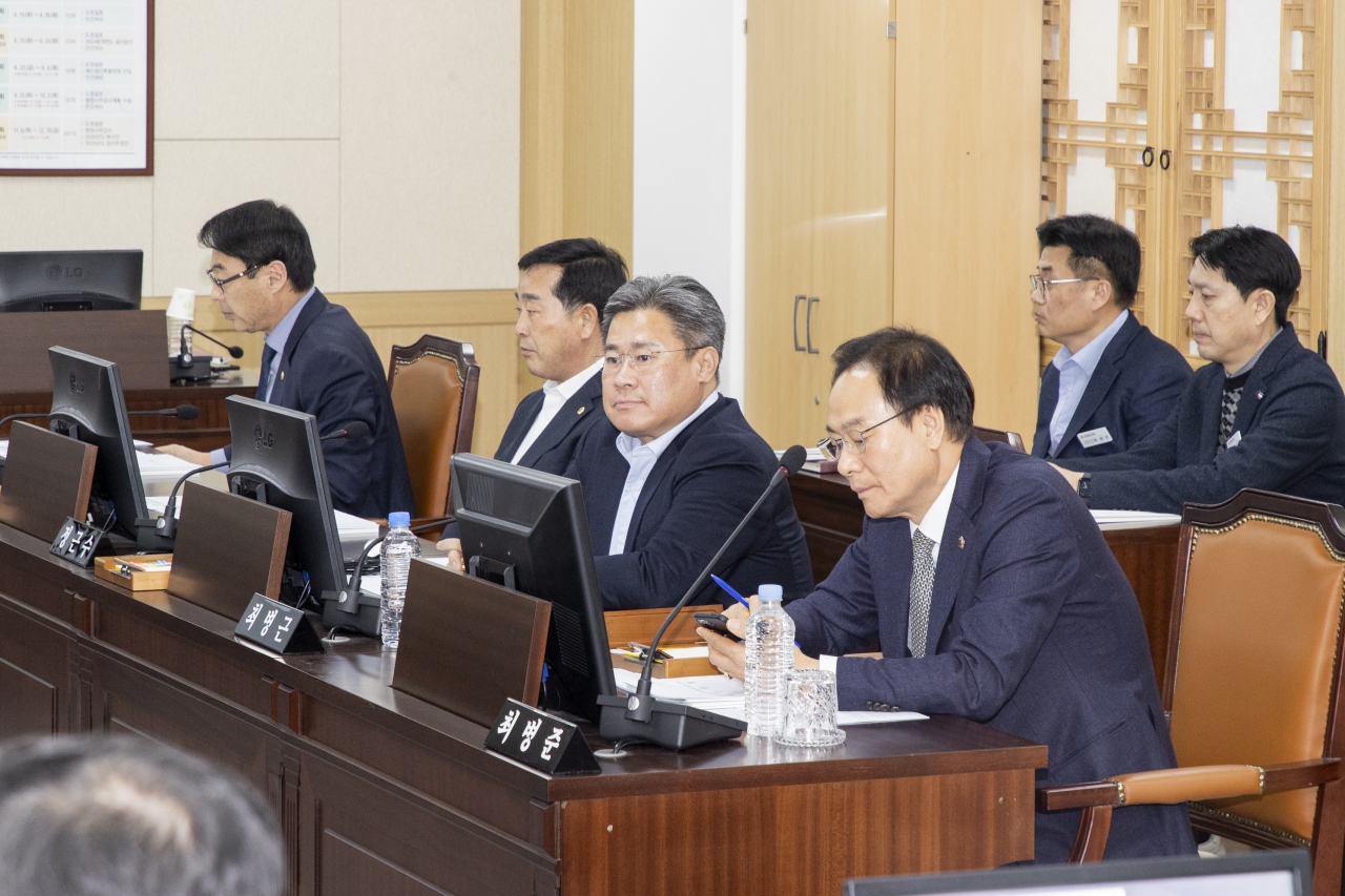 제352회 임시회 농수산위원회 이미지(16)