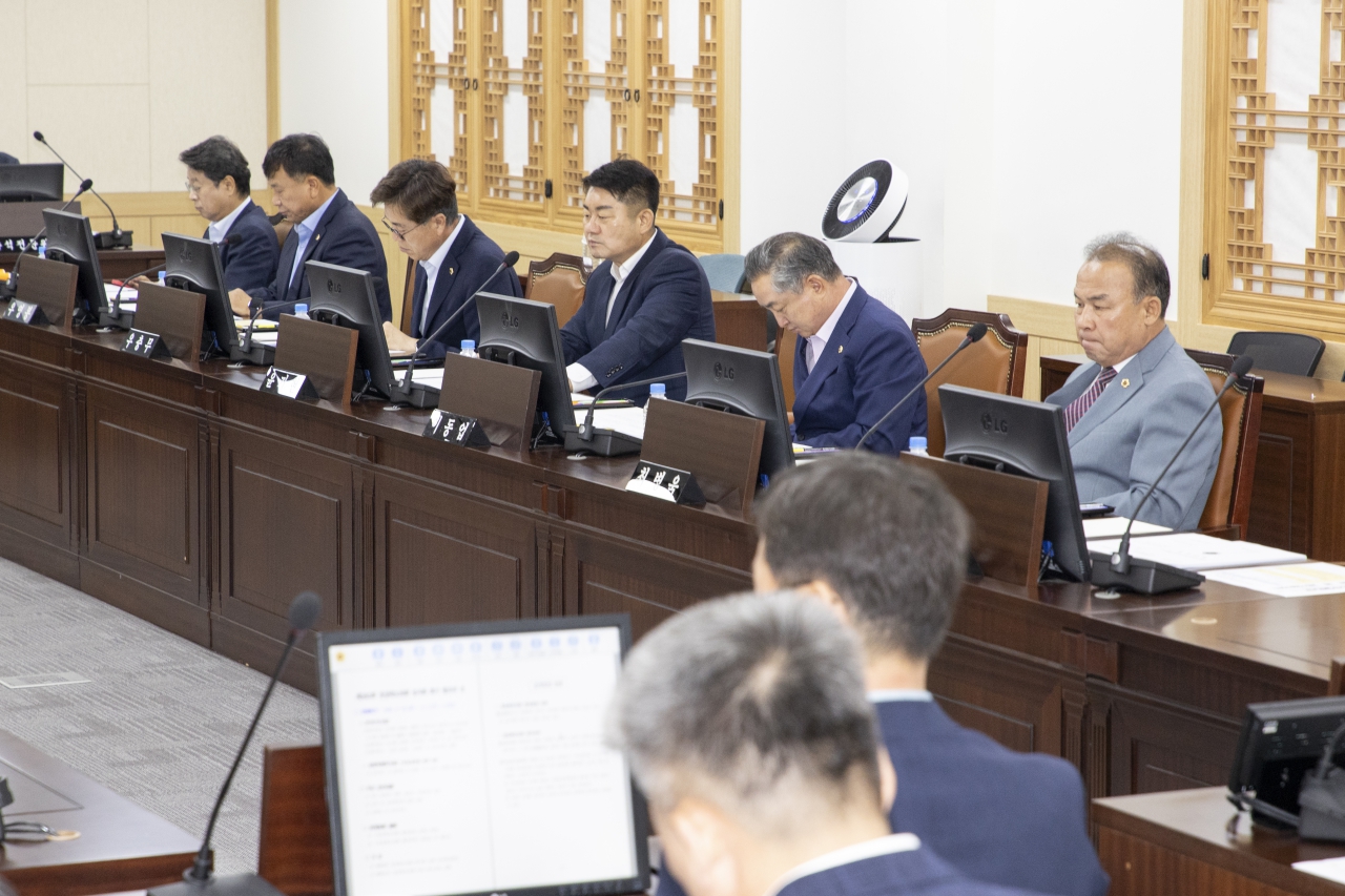 제364회 임시회 제3차 운영위원회 이미지(6)