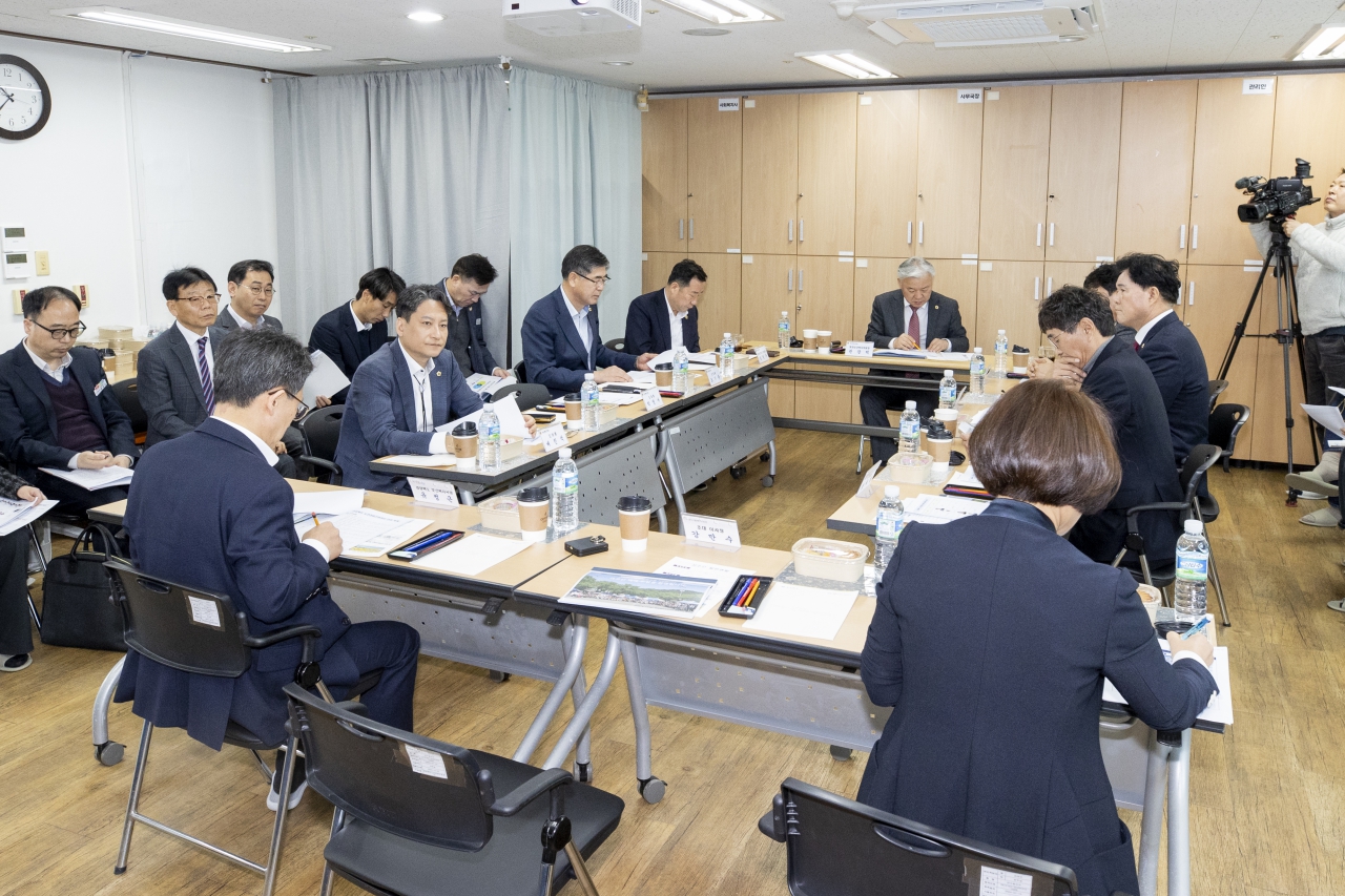 행정보건복지위원회 현지확인(경상북도 노인전문간호센터, 경북도립노인전문병원) 이미지(30)