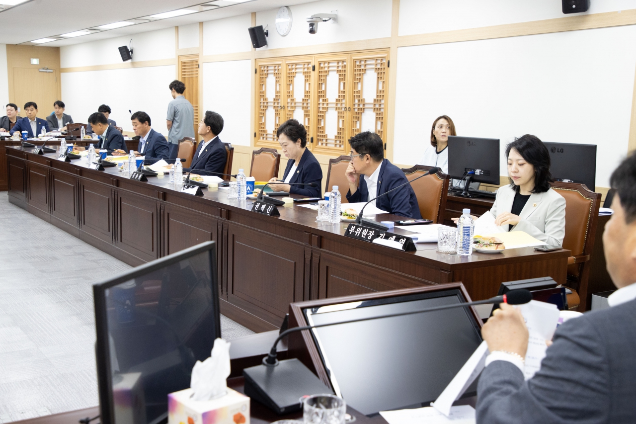 2026년 제2회 정책연구위원회 임시총회 이미지(9)