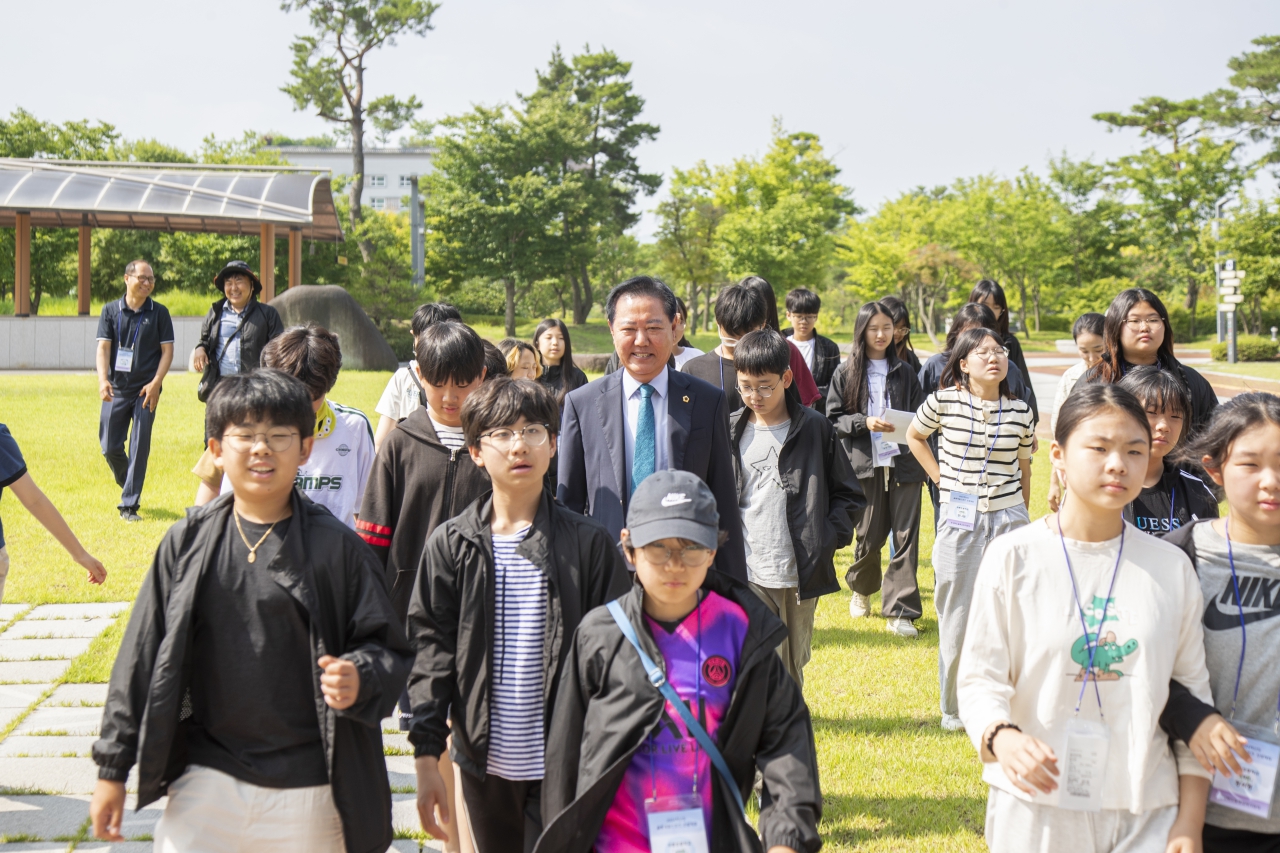 제80회 청소년의회교실(울릉도 초등학교) 이미지(3)