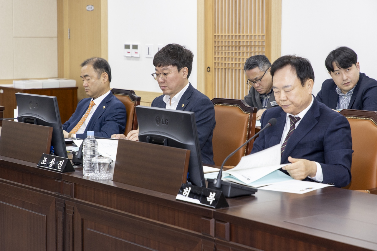 제352회 임시회 통합신공항특별위원회 이미지(3)