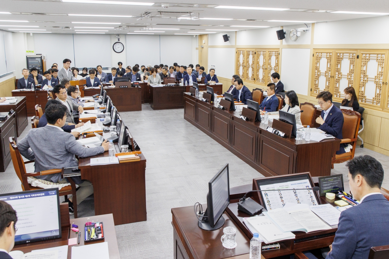 제364회 임시회 제2차 기획경제위원회 이미지(4)