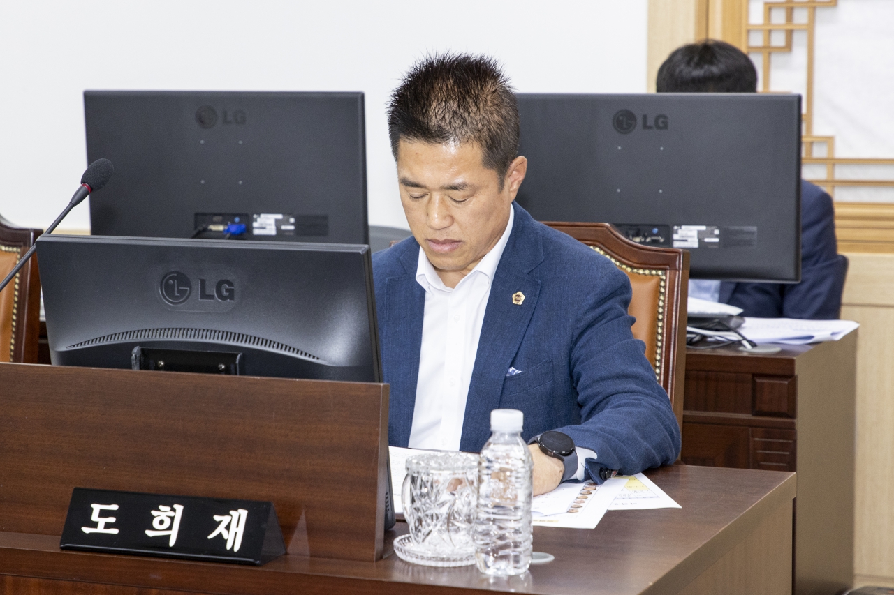 제364회 임시회 제2차 의회운영위원회 이미지(8)