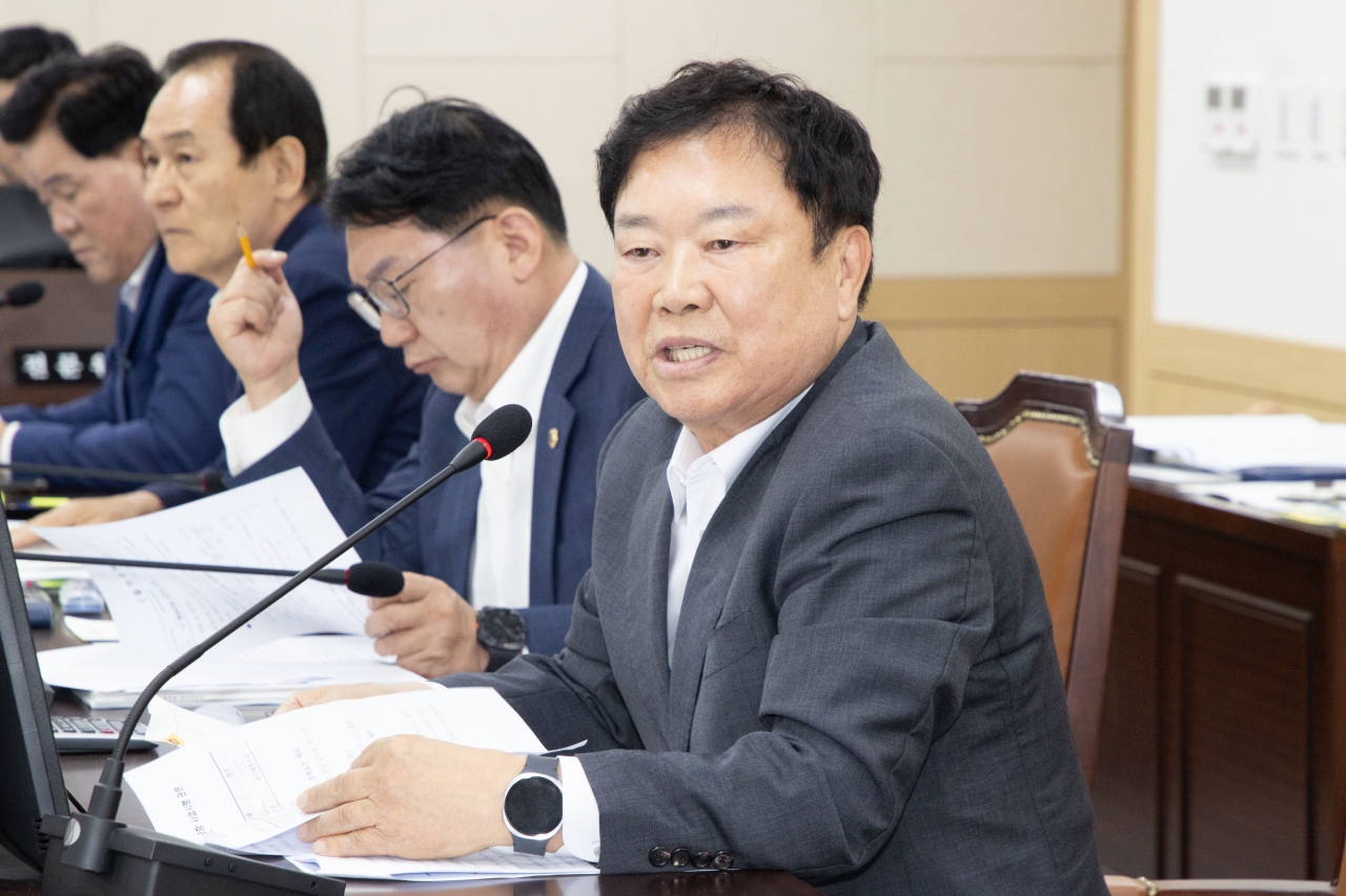 제366회 제1차 정례회 건설소방위원회 이미지(18) 제366회 제1차 정례회 건설소방위원회 이미지(18)