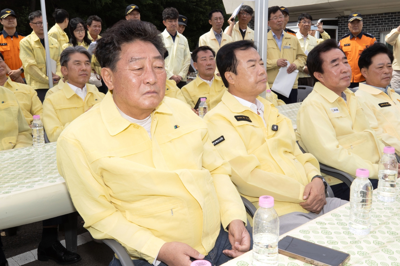 폭염 가뭄 피해지역 현지확인 경주 덕동댐 이미지(10)