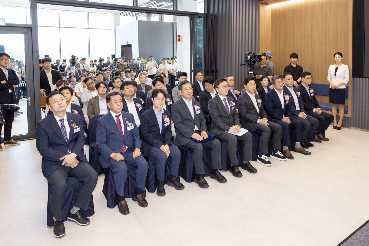 RIST 첨단제조 인큐베이팅센터 개소식 이미지(2)