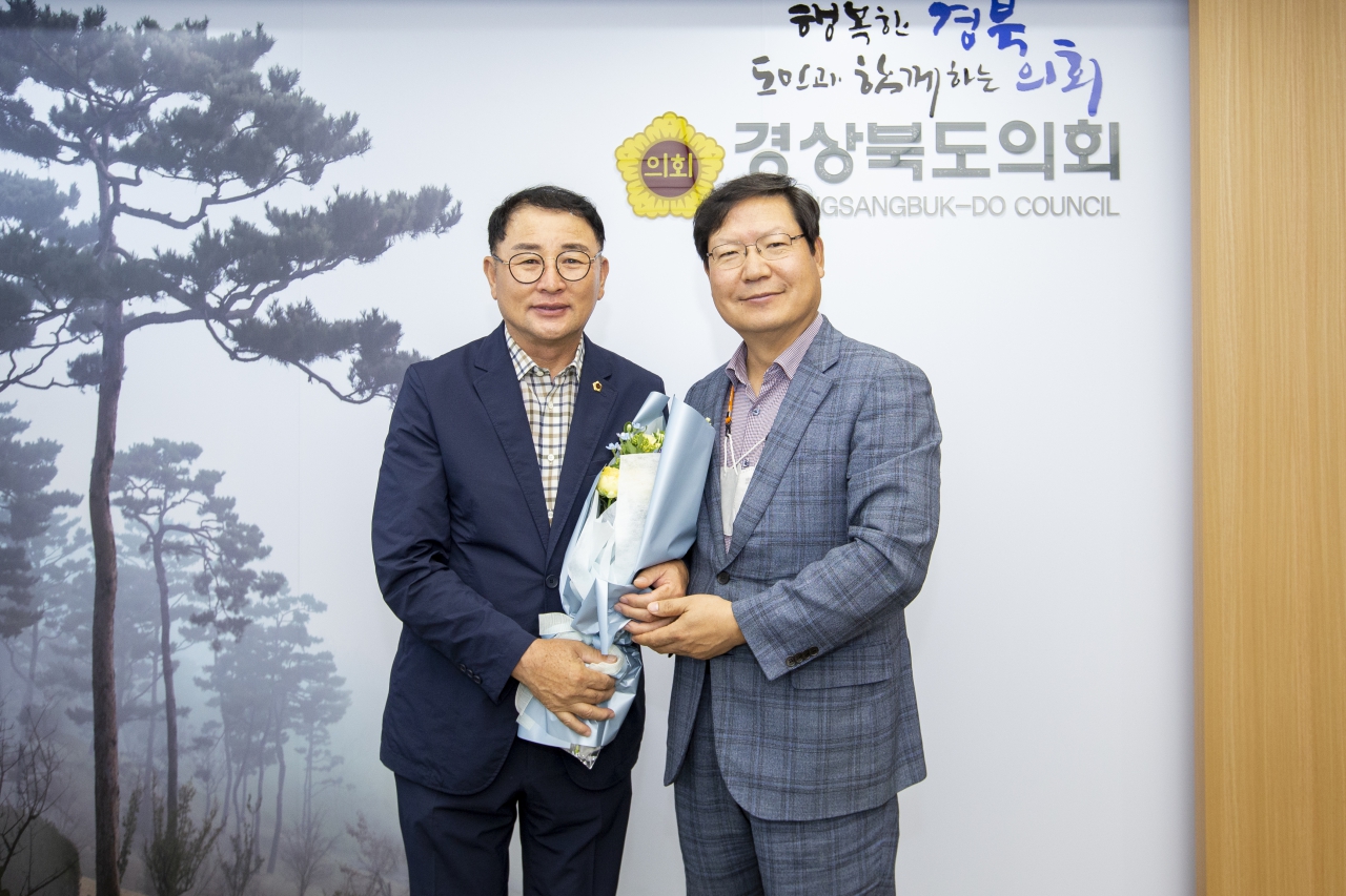 고우현 의장님, 안희영 운영위원장님 환송식 이미지(8)
