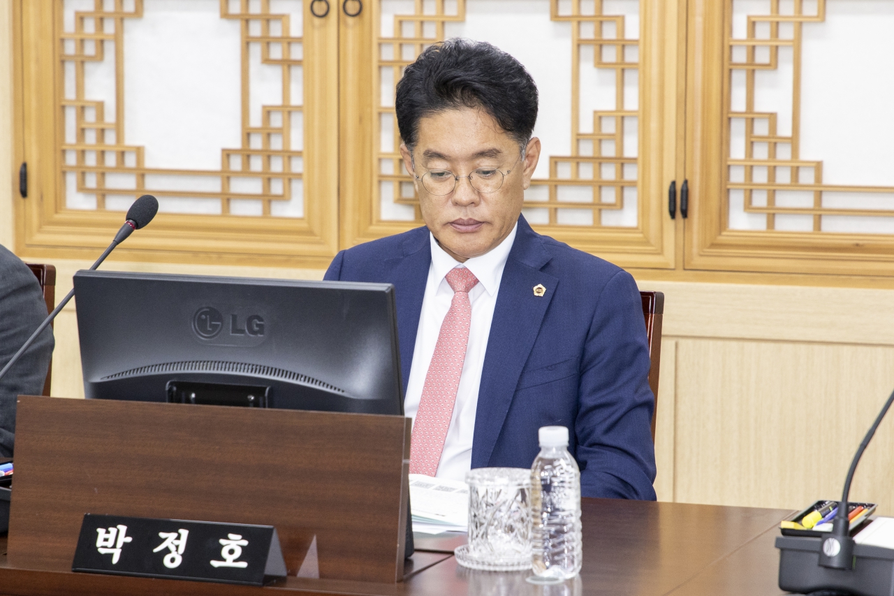 제364회 임시회 제2차 의회운영위원회 이미지(11)