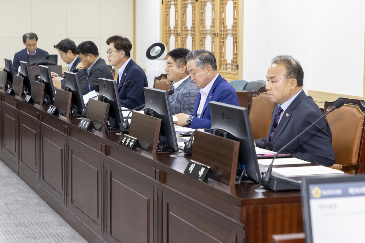 제364회 임시회 제2차 의회운영위원회 이미지(21)