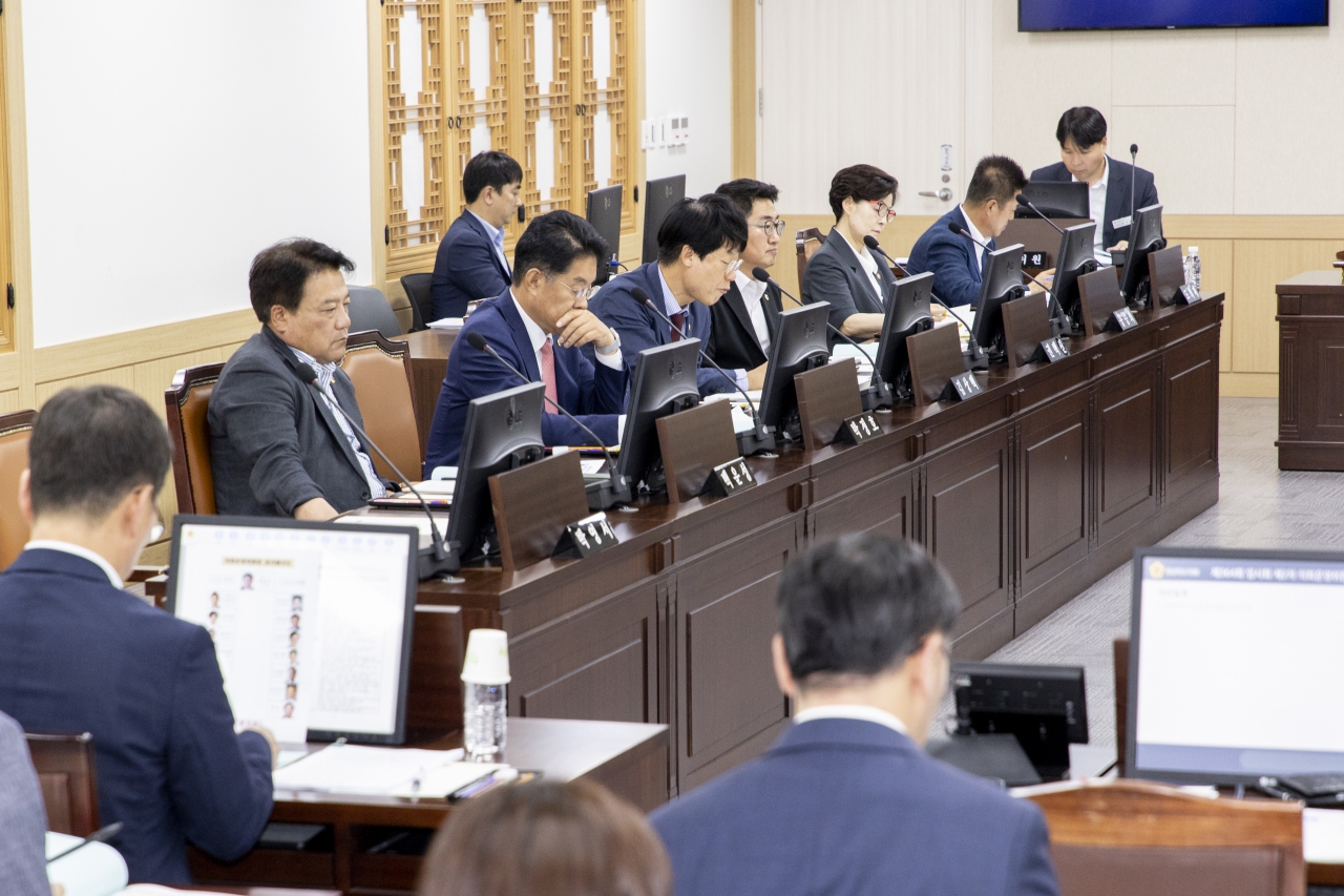 제364회 임시회 제2차 의회운영위원회 이미지(2)