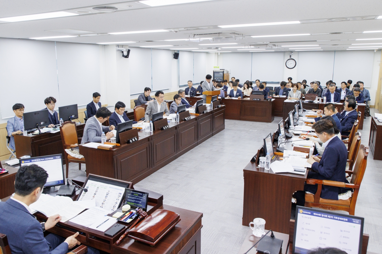 제364회 임시회 제2차 기획경제위원회 이미지(6)