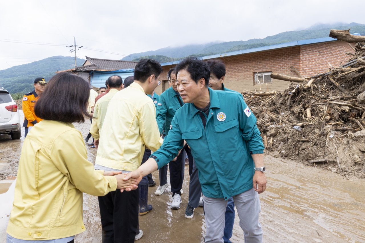 폭우 피해현장 방문(예천) 이미지(4)