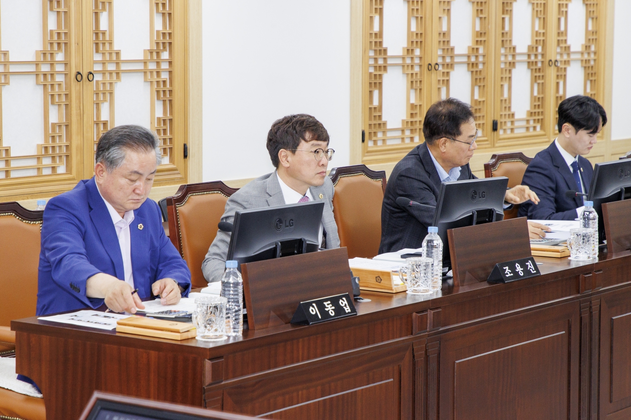 제364회 임시회 제2차 행정보건복지위원회 이미지(4)