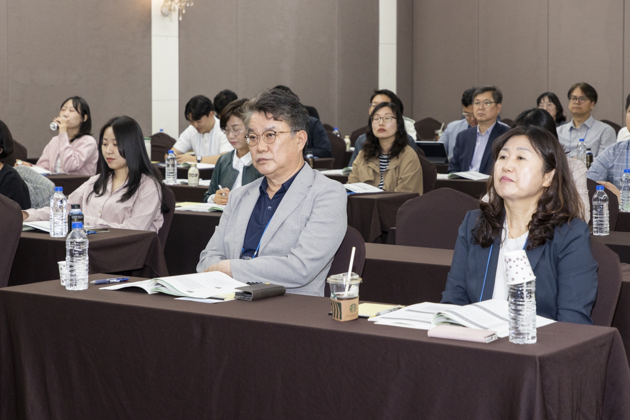 2025년 지방의회 입법지원 공무원 워크샵 이미지(12)