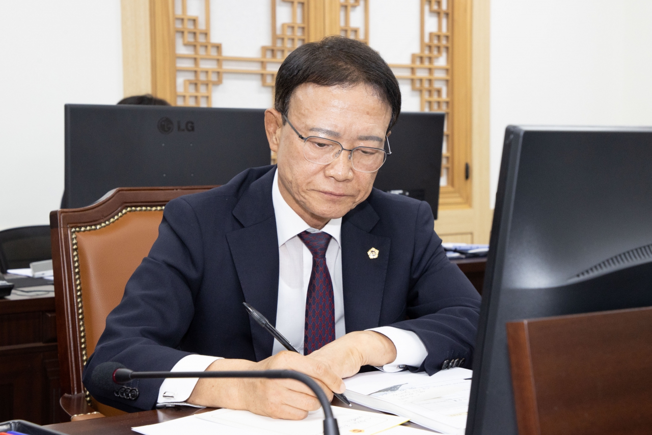 제366회 제1차 정례회 건설소방위원회 이미지(10) 제366회 제1차 정례회 건설소방위원회 이미지(10)