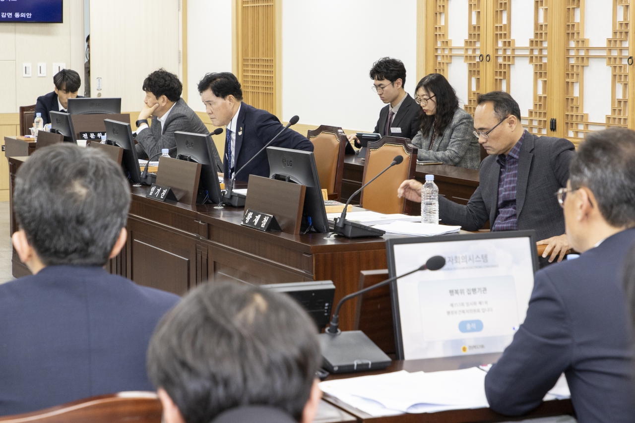 제353회 임시회 행정보건복지위원회  이미지(10)