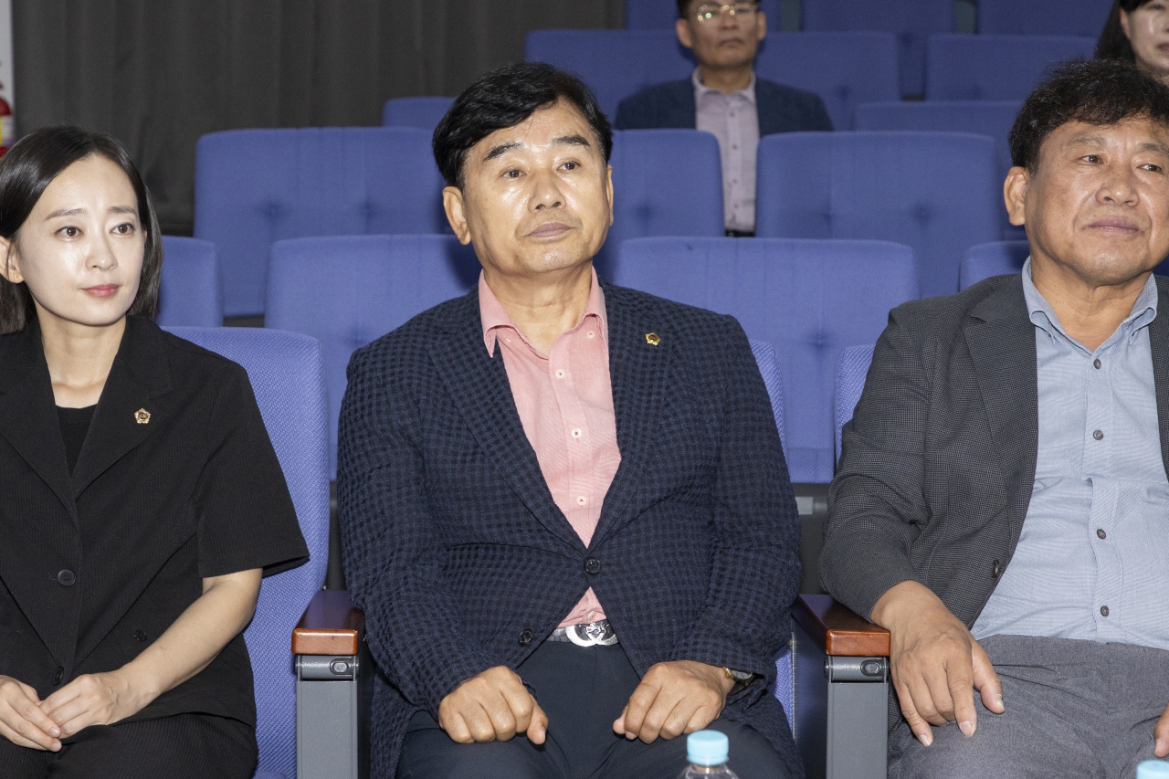문화환경위원회 현지확인(경상북도 환경연수원, 농심 구미공장) 이미지(35)