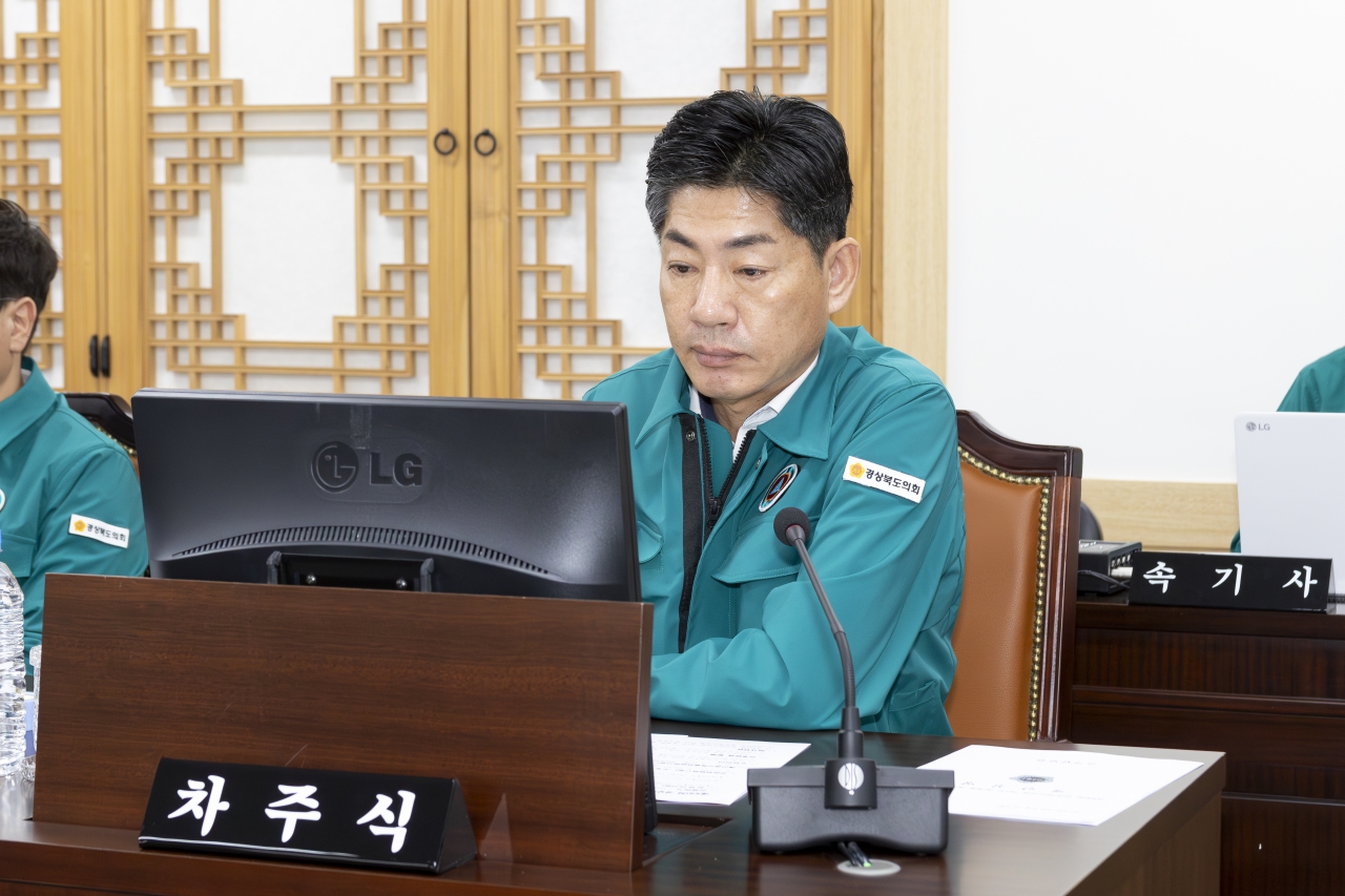 제355회 임시회 의회운영위원회 이미지(14)