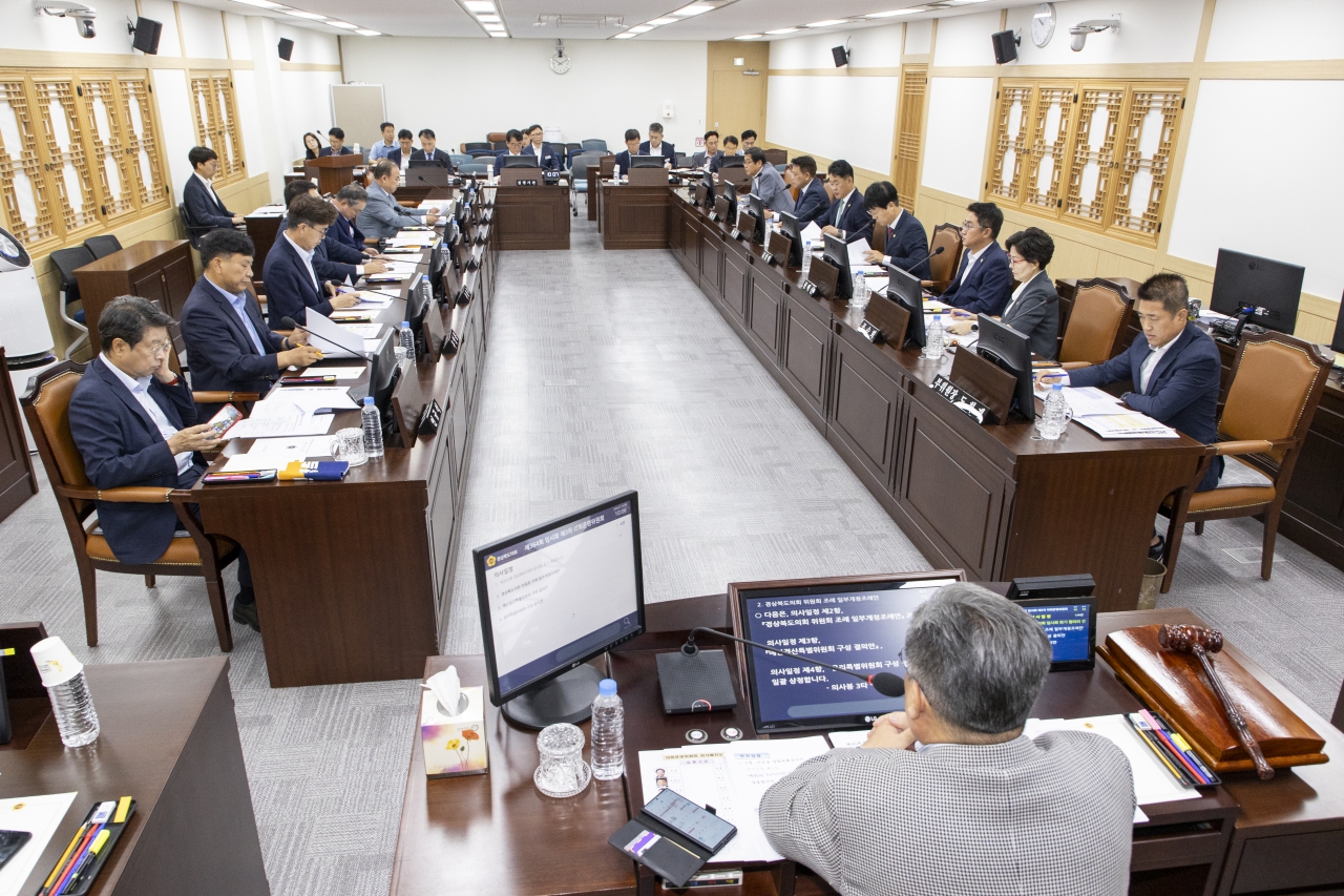 제364회 임시회 제3차 운영위원회 이미지(9)