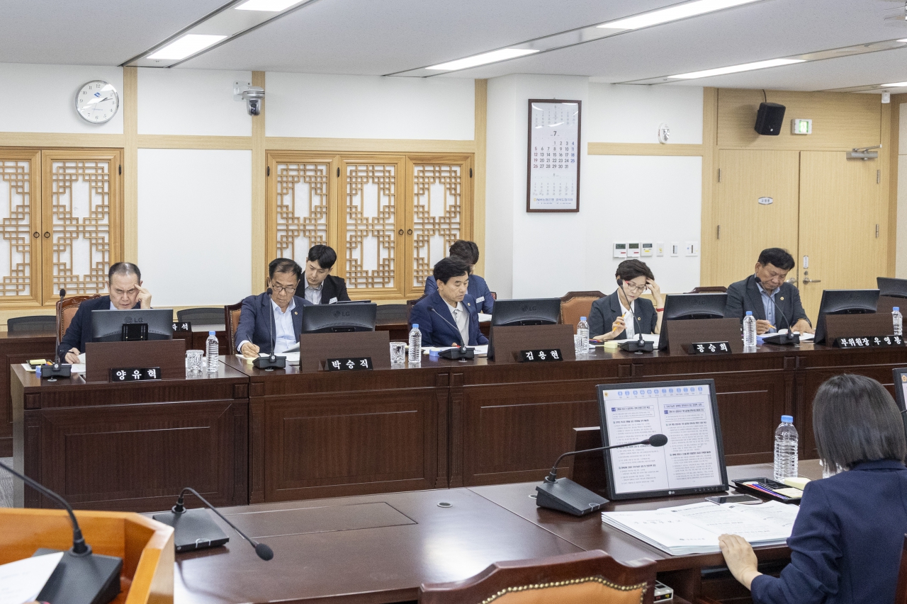 제364회 임시회 문화환경위원회 이미지(2)