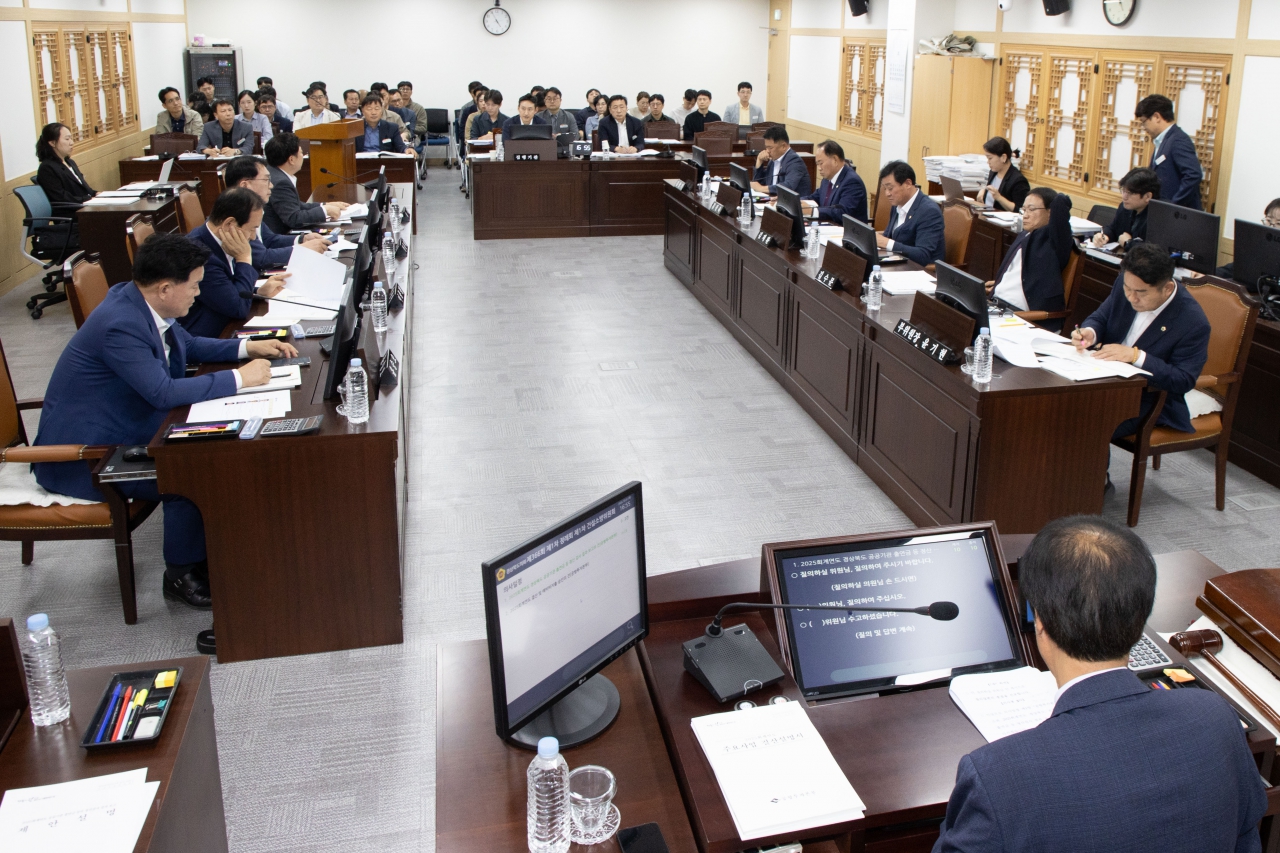 제366회 제1차 정례회 건설소방위원회 이미지(7) 제366회 제1차 정례회 건설소방위원회 이미지(7)