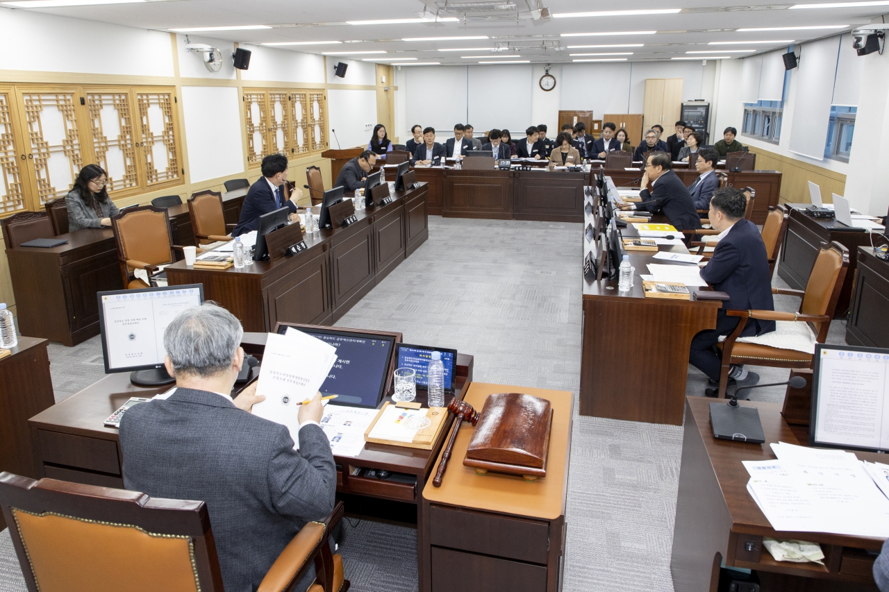 제353회 임시회 행정보건복지위원회  이미지(3)